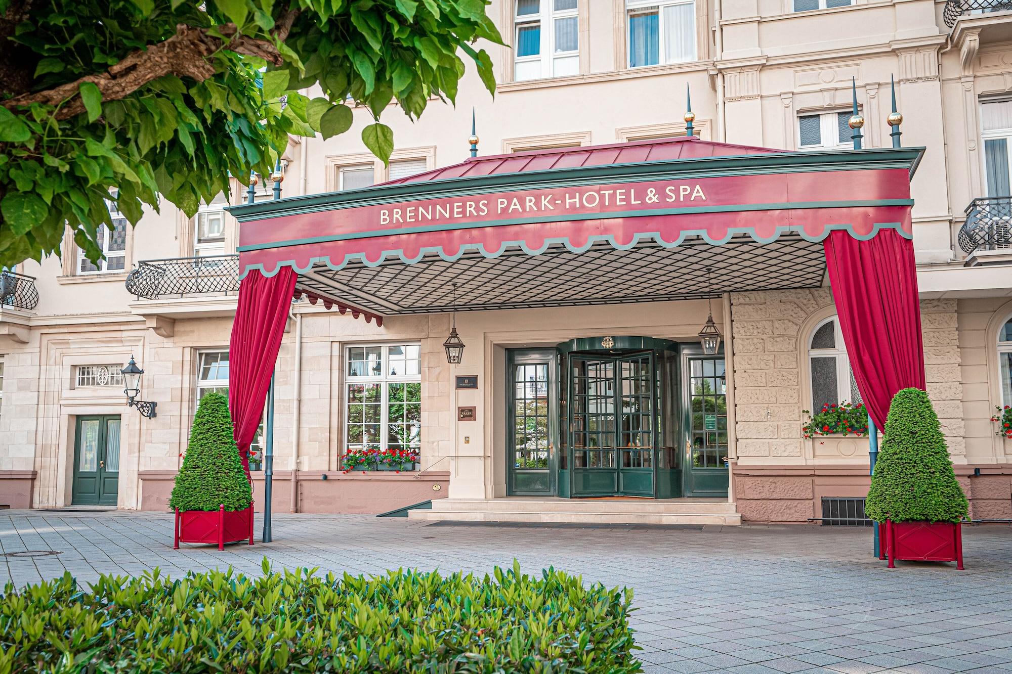 Brenners Park-Hotel & Spa - An Oetker Collection Hotel Baden-Baden Exterior photo